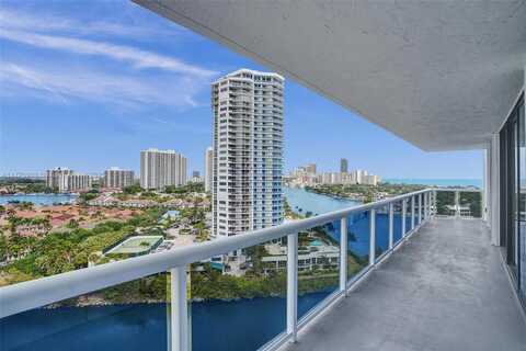 20515 E Country Club Dr, Aventura, FL 33180