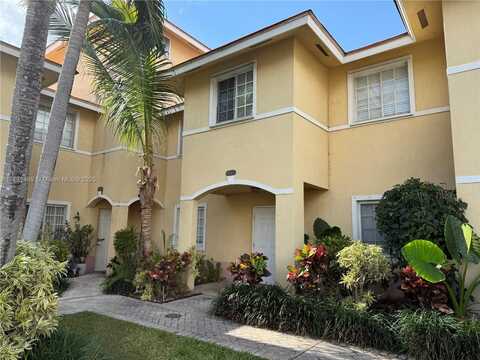 2056 NE 167th St, North Miami Beach, FL 33162