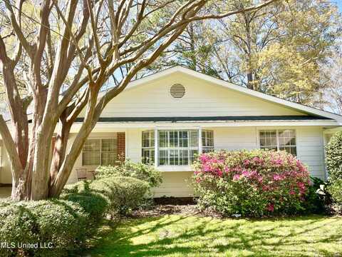 4245 Berlin Drive, Jackson, MS 39211