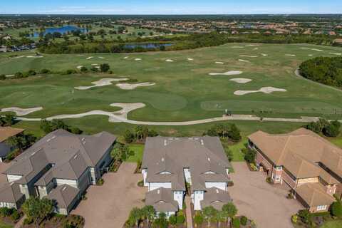 7390 DIVOT LOOP, LAKEWOOD RANCH, FL 34202