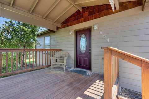 654 NW 4th Street, Redmond, OR 97756