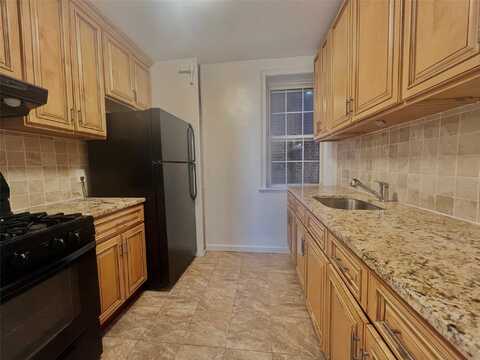 208 Centre Avenue, New Rochelle, NY 10805
