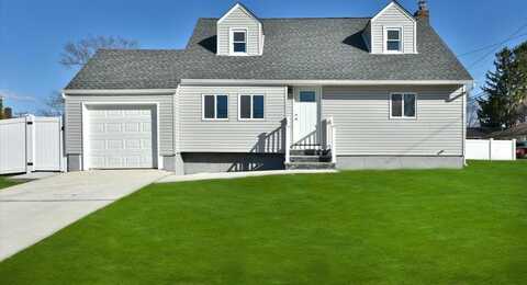 578 Champlain Avenue, West Hempstead, NY 11552