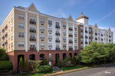 100 Glen Street, Glen Cove, NY 11542