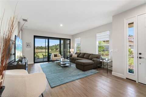 8021 Calle Canovas, NAPLES, FL 34114