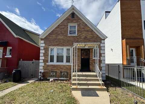 936 N Karlov Avenue, Chicago, IL 60651