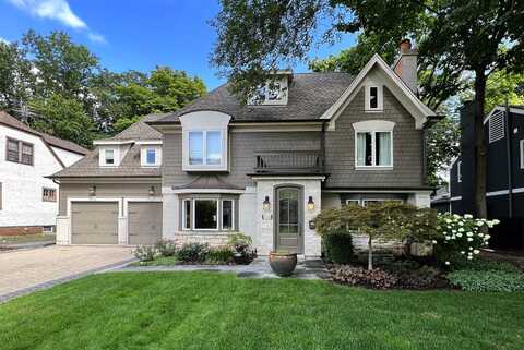 633 S Burton Place, Arlington Heights, IL 60005
