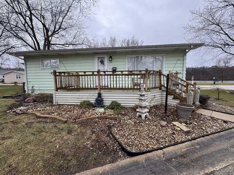 1069 Lakewood Road, Elgin, IL 60123
