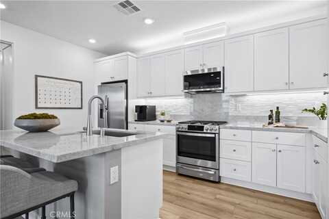 1301 Lasso Way, Rancho Mission Viejo, CA 92694