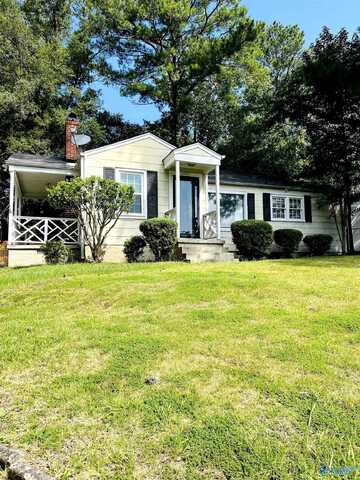 1105 Sangster Road, Gadsden, AL 35901