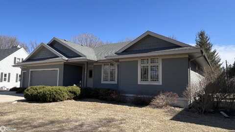 1797 Springview Drive, Mason City, IA 50401