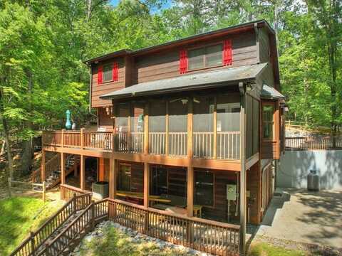 1301 Newport Drive, Ellijay, GA 30540