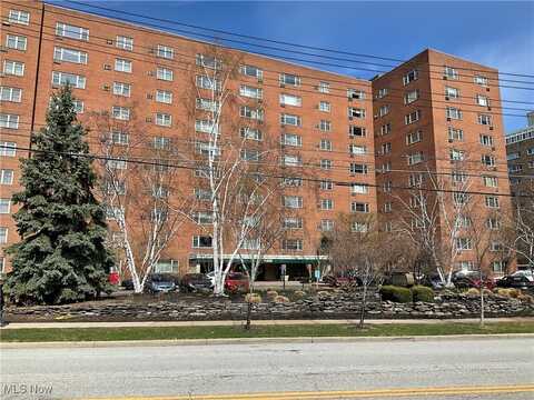 11820 Edgewater Drive unit: 915, Lakewood, OH 44107