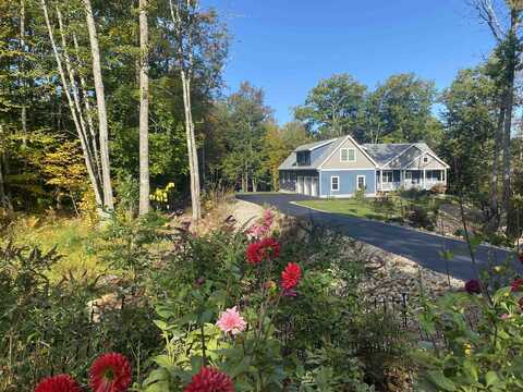 16 Christopher Court, Wolfeboro, NH 03894