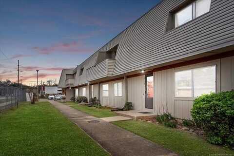 2219 E 66th Place, Tulsa, OK 74136