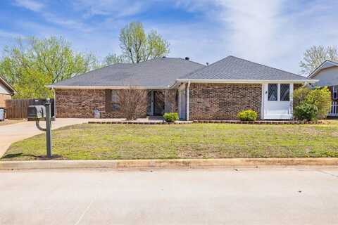 23 N Gilpin Avenue, Shawnee, OK 74804