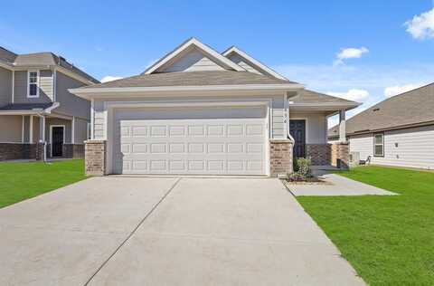 836 Jetliner Avenue, Fort Worth, TX 76131