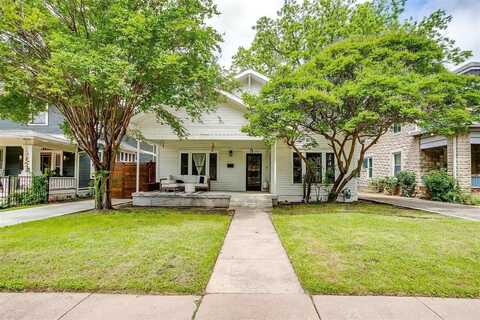 1820 College Avenue, Fort Worth, TX 76110