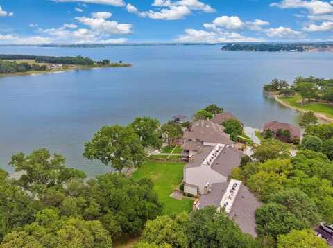 388 Driftwood Court, Azle, TX 76020