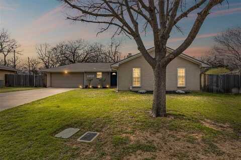 5202 Prince Charles Court, Arlington, TX 76017