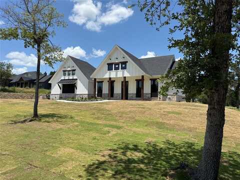301 Shadle Road, Poolville, TX 76487