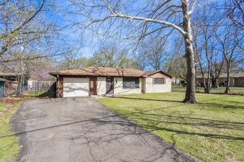 2100 Agnew Street, Bonham, TX 75418