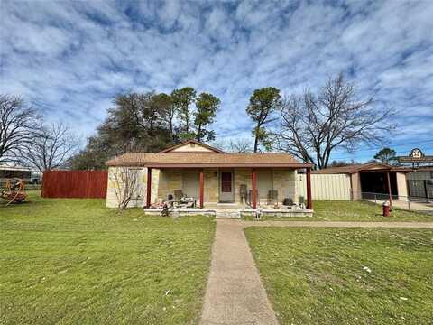 5920 Walnut Creek Drive, Granbury, TX 76049