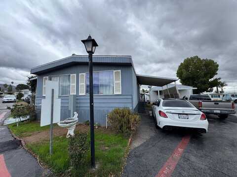 12655 2nd St Spc 99, Yucaipa, CA 92399