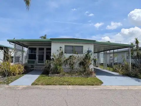 2505 East Bay Drive, Largo, FL 33771