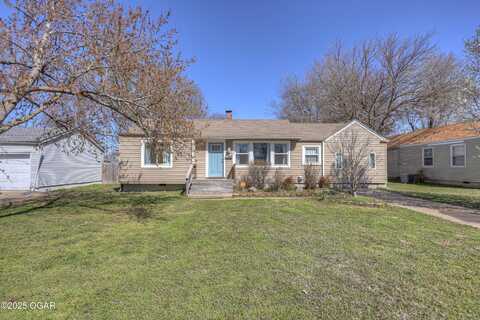 2815 E Markwardt, Joplin, MO 64801