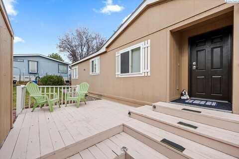 3324 W 19th Ave #138, Kennewick, WA 99338