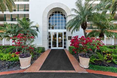 4750 DOLPHIN CAY LANE S, Saint Petersburg, FL 33711