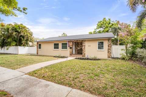 2626 36TH AVENUE N, Saint Petersburg, FL 33713