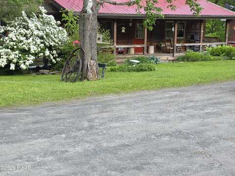 1920 Hancock Highway, Honesdale, PA 18431