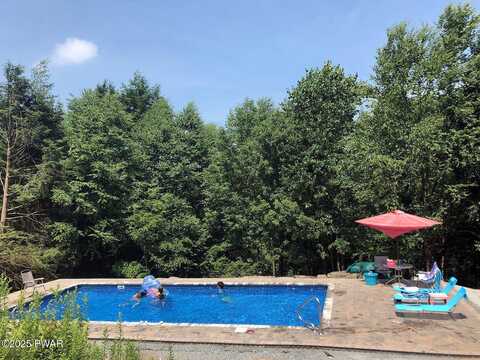 108 Boyds Mills Road, Beach Lake, PA 18405