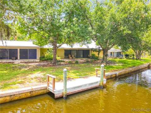 11378 W Bayshore Drive, Crystal River, FL 34429