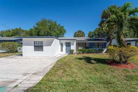 143 NE 6th Ct, Deerfield Beach, FL 33441