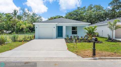 426 Douglas Ct, Fort Pierce, FL 34950