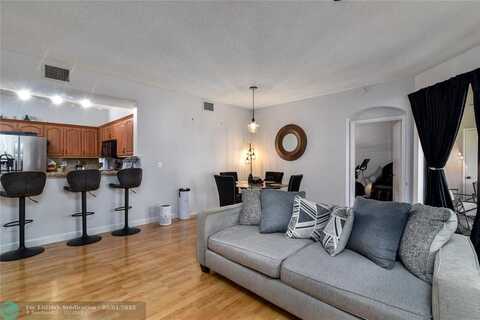 15880 SW 3rd CT, Pembroke Pines, FL 33027