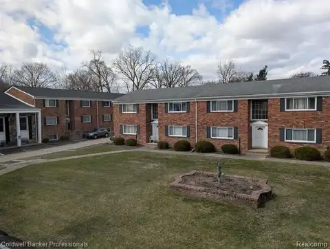 31831 GRAND RIVER Avenue, Farmington, MI 48336