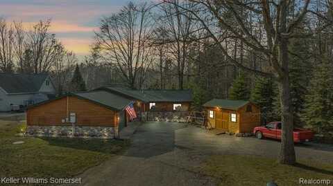 104 HAZELWOOD Drive, Prudenville, MI 48651