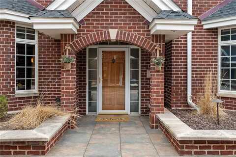 10797 Falling Water Lane, Woodbury, MN 55129