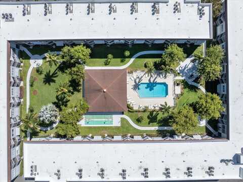 1040 SE 4th Avenue, Deerfield Beach, FL 33441