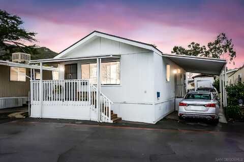 7908 Rancho Fanita Dr, Santee, CA 92071