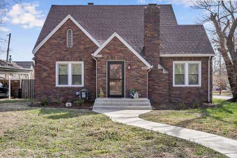 302 N Dellrose Ave, Wichita, KS 67208