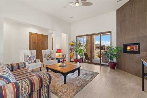 4 Camino De Colores, Santa Fe, NM 87506