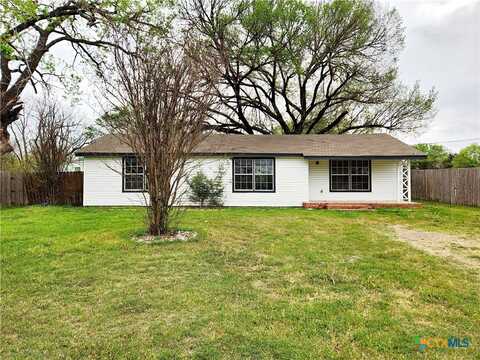 803 Golf Course Road, Gatesville, TX 76528
