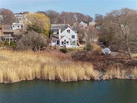 8 Key Court, Newport, RI 02840