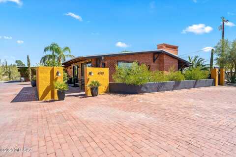 4710 N Calle Desecada, Tucson, AZ 85718