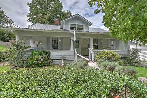 1462 Georgia Avenue, Bristol, TN 37620